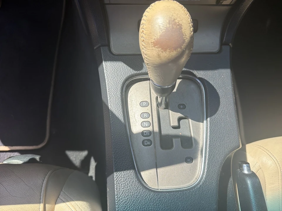 2004 Ford Thunderbird 11th Gen - Image 16 of 18
