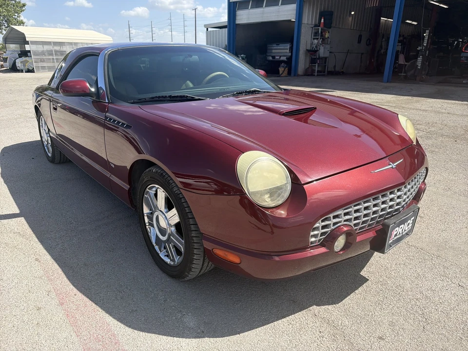 2004 Ford Thunderbird 11th Gen - Image 9 of 18