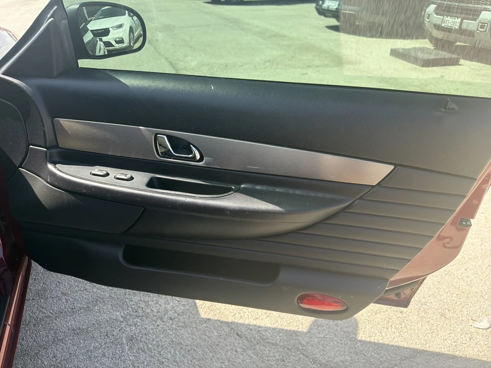 2004 Ford Thunderbird 11th Gen - Image 17 of 18