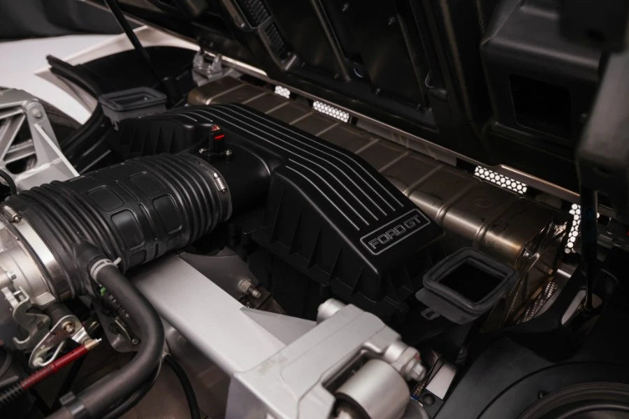 2005 Ford GT 1st Gen - Image 18 of 31