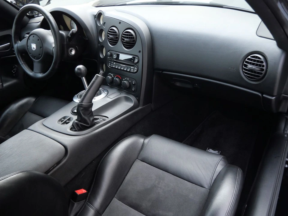 2006 Dodge Viper 3rd Gen - Image 15 of 19