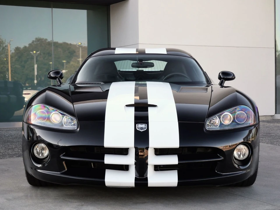 2006 Dodge Viper 3rd Gen - Image 2 of 19