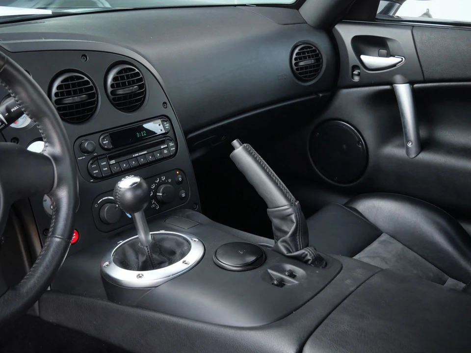 2006 Dodge Viper 3rd Gen - Image 11 of 19