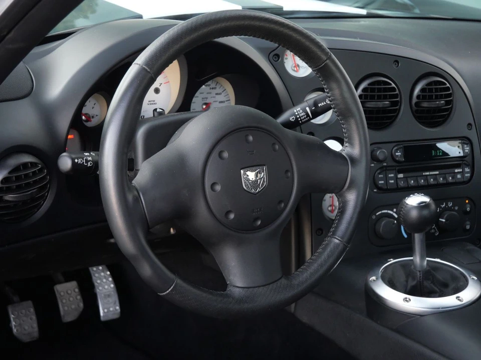 2006 Dodge Viper 3rd Gen - Image 10 of 19