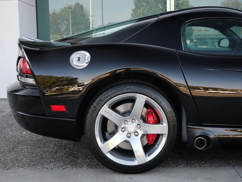 2006 Dodge Viper 3rd Gen - Image 5 of 19