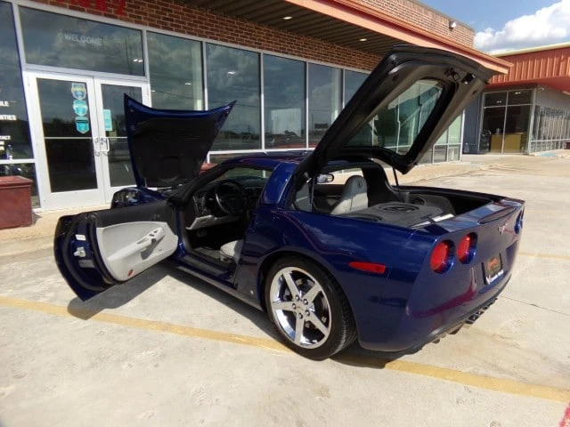 2007 Chevrolet Corvette C6 - Image 16 of 30