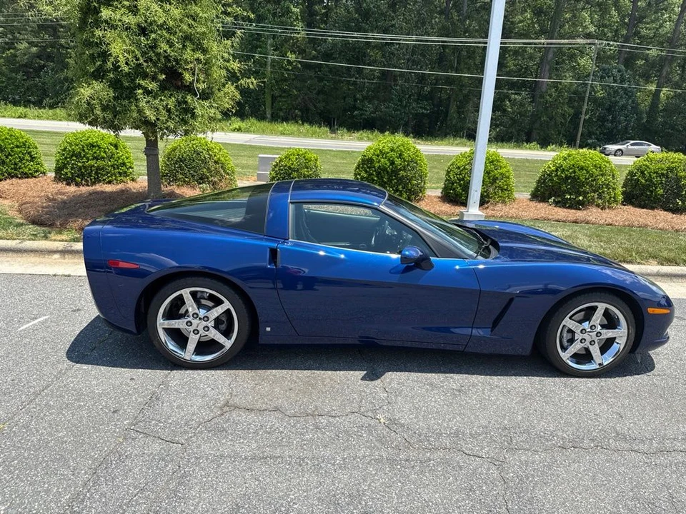 2007 Chevrolet Corvette C6 - Image 3 of 7