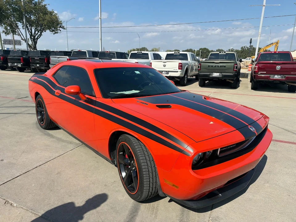 2008 Dodge Challenger SRT8 & 392 3rd Gen - Image 4 of 8