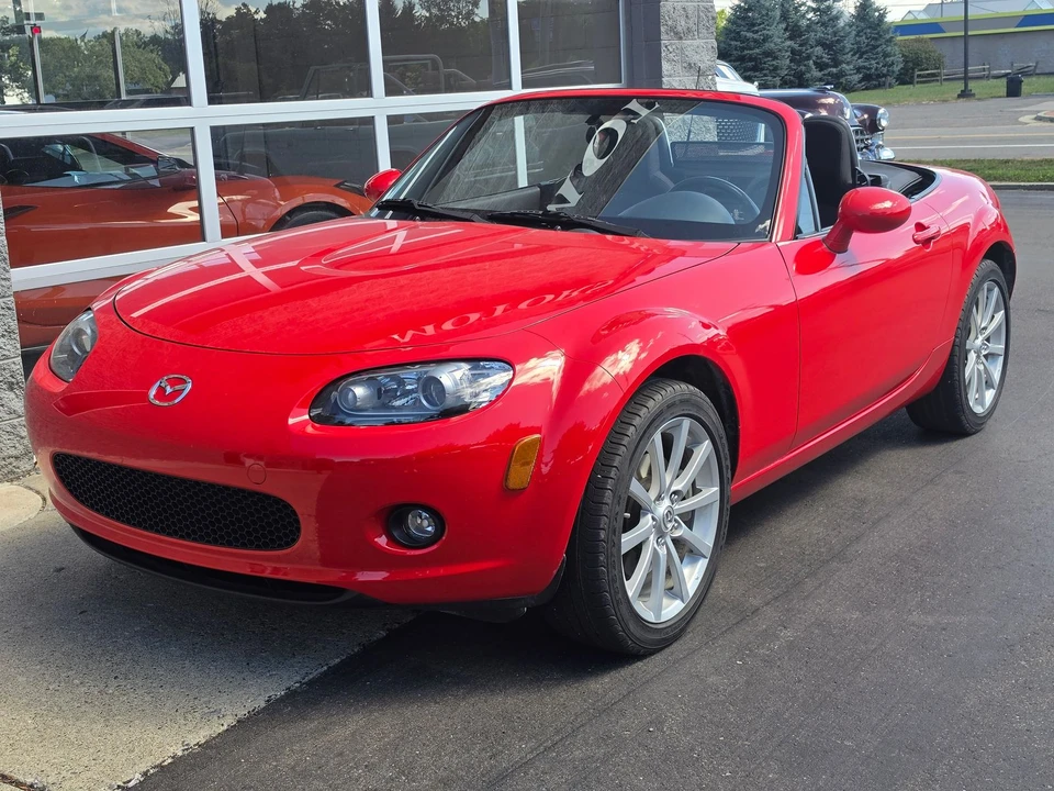2008 Mazda NC MX-5 Miata - Image 19 of 21