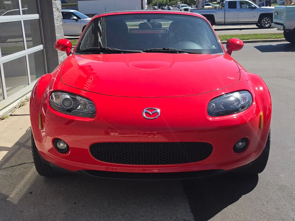 2008 Mazda NC MX-5 Miata - Image 2 of 21