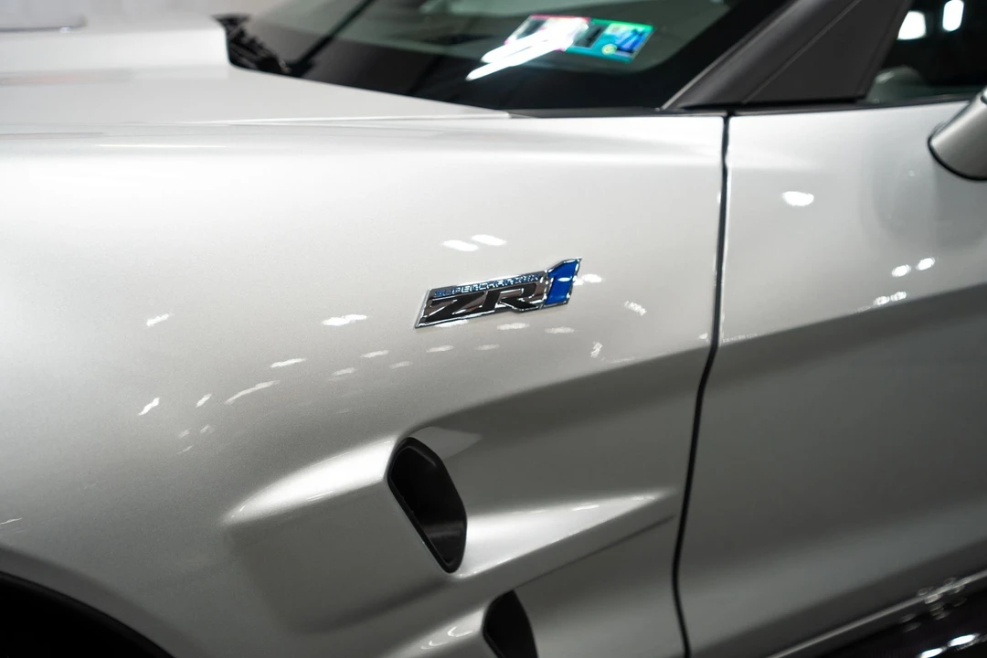 2010 Chevrolet Corvette C6 ZR1 - Image 24 of 25