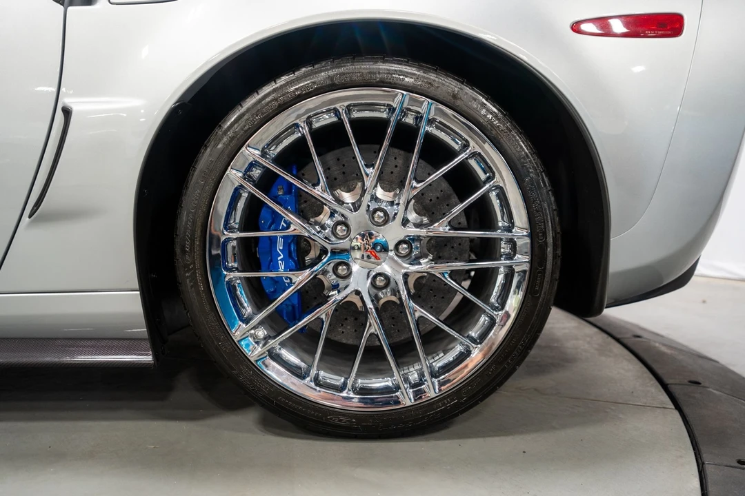 2010 Chevrolet Corvette C6 ZR1 - Image 5 of 25