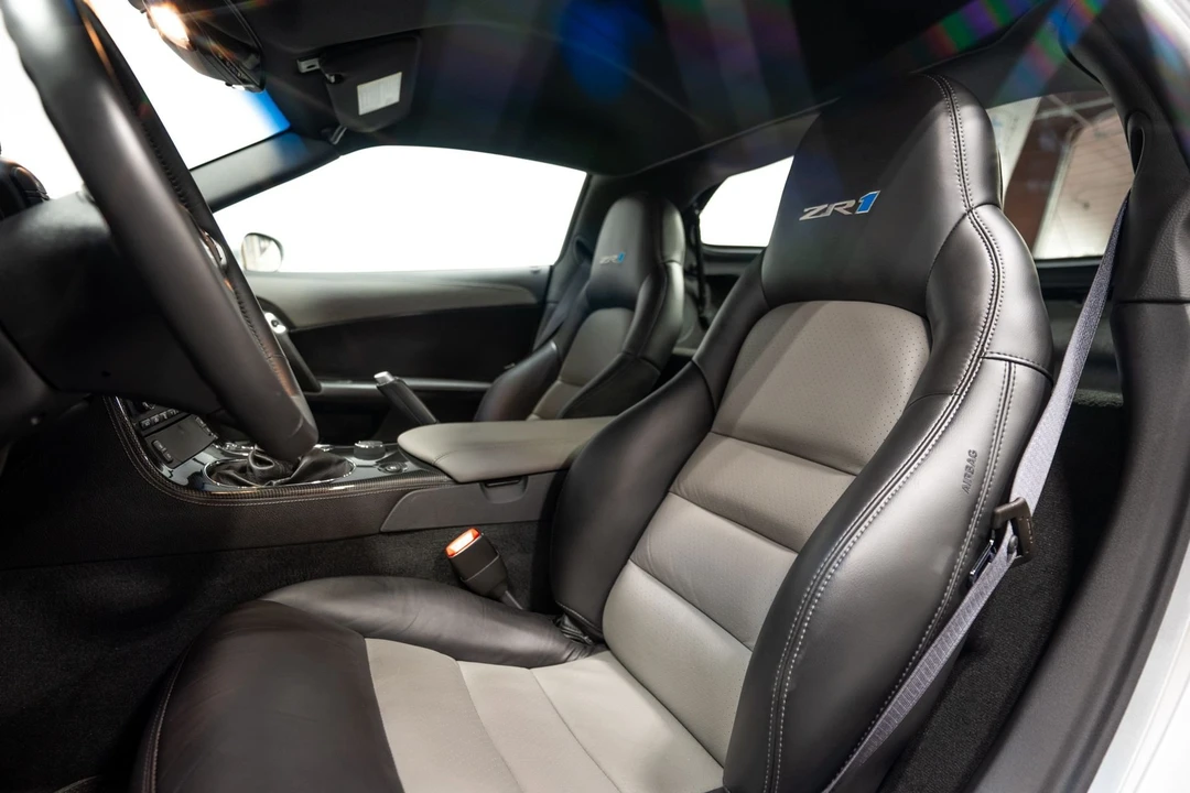 2010 Chevrolet Corvette C6 ZR1 - Image 7 of 25