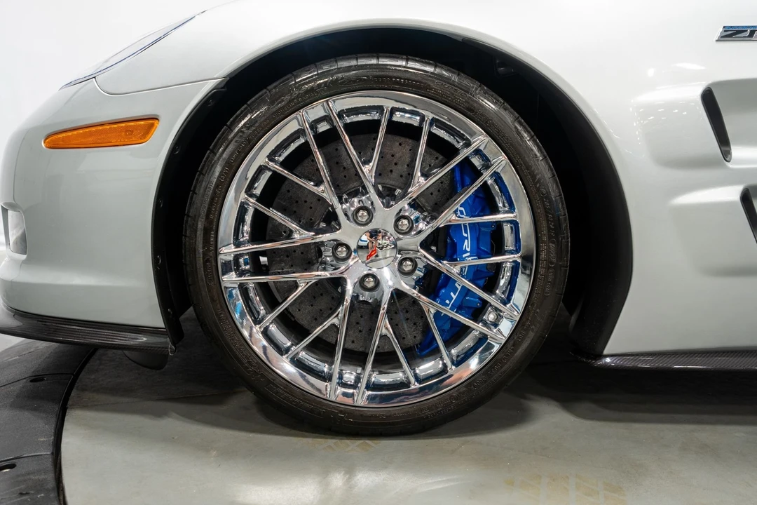 2010 Chevrolet Corvette C6 ZR1 - Image 4 of 25