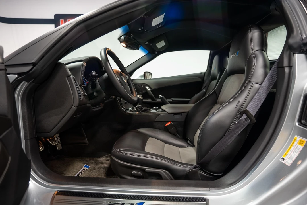 2010 Chevrolet Corvette C6 ZR1 - Image 9 of 25