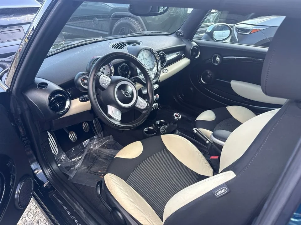 2010 Mini Mini John Cooper Works 2nd Gen - Image 3 of 4
