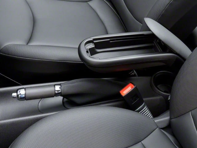 2010 Mini Mini John Cooper Works 2nd Gen - Image 24 of 28