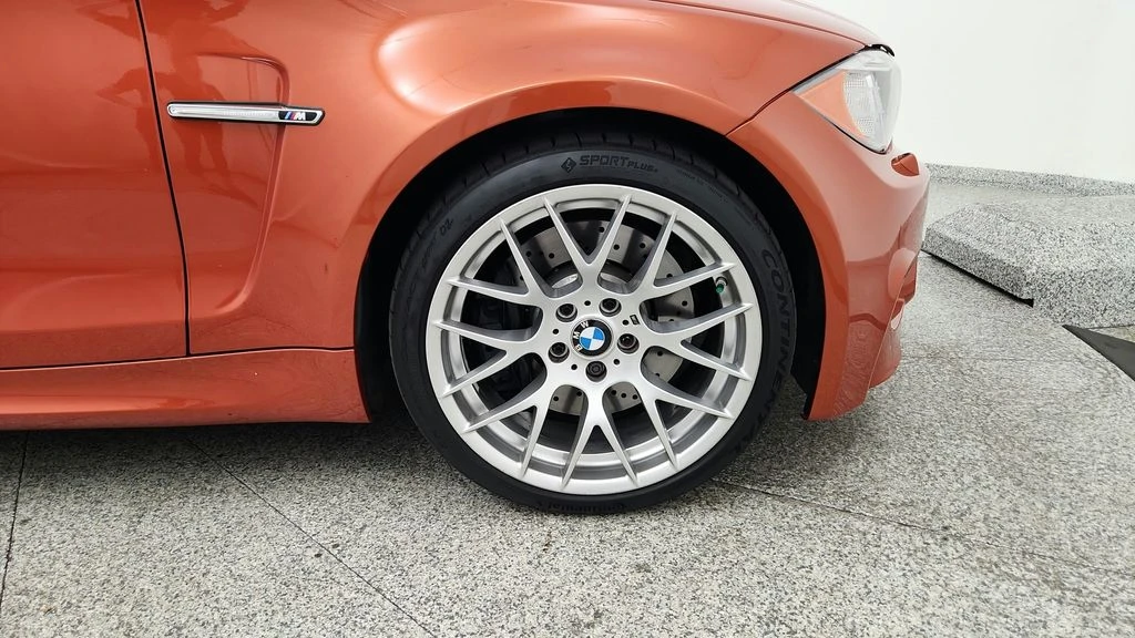 2011 BMW E82 135i & 135is - Image 31 of 31
