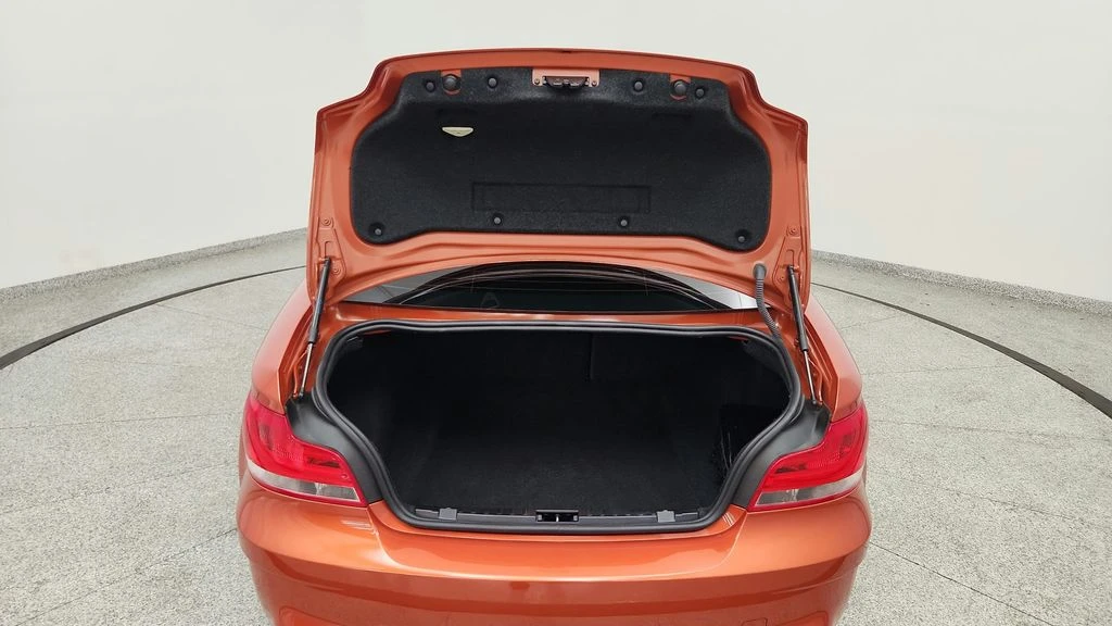 2011 BMW E82 135i & 135is - Image 23 of 31
