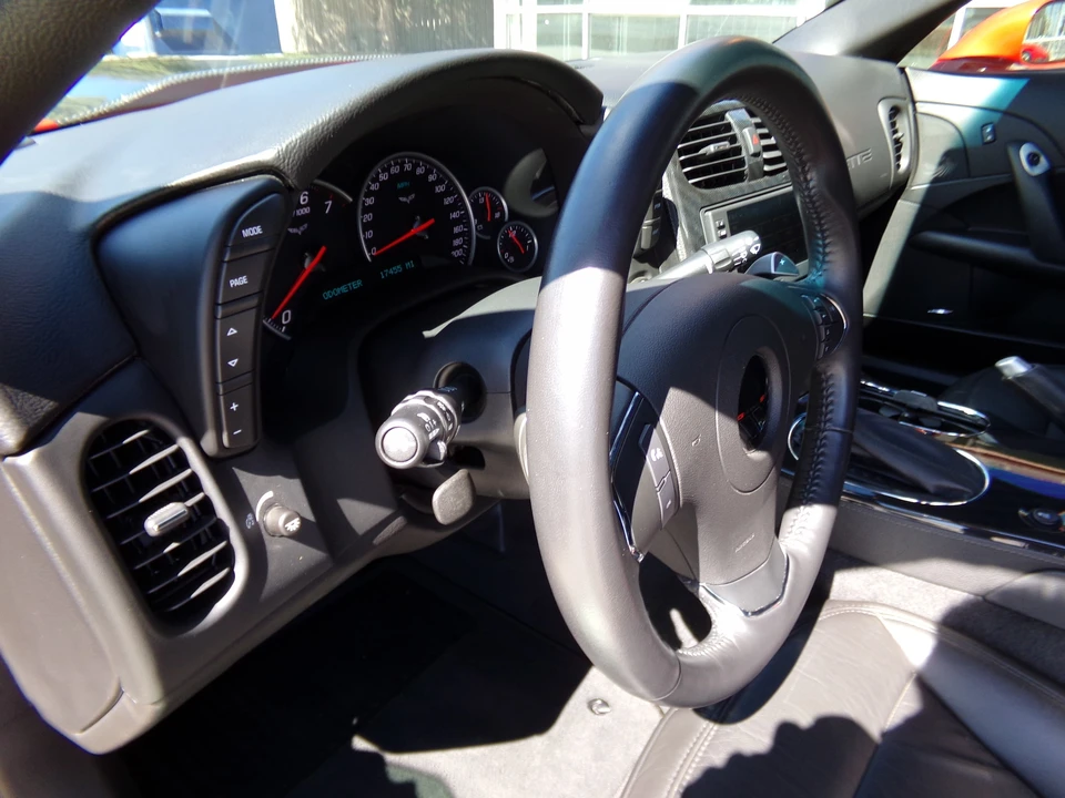 2012 Chevrolet Corvette C6 Grand Sport - Image 17 of 26
