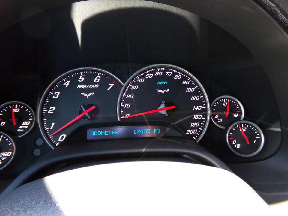 2012 Chevrolet Corvette C6 Grand Sport - Image 21 of 26