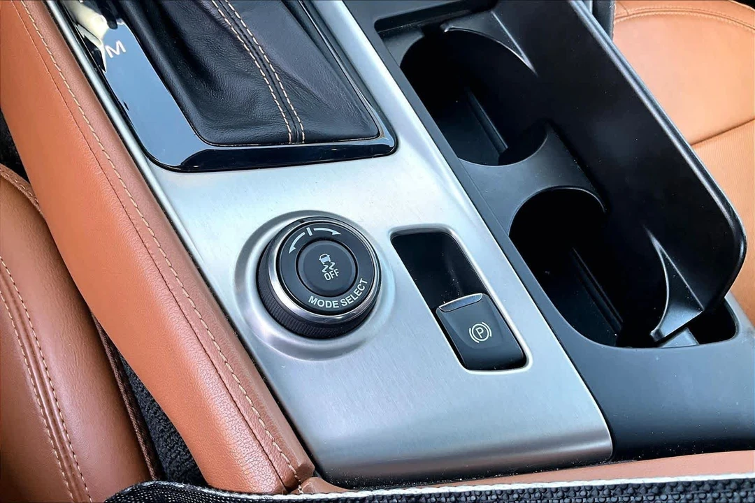 2015 Chevrolet Corvette C7 - Image 28 of 30