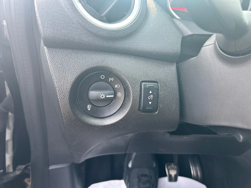 2015 Ford Fiesta - Image 12 of 14