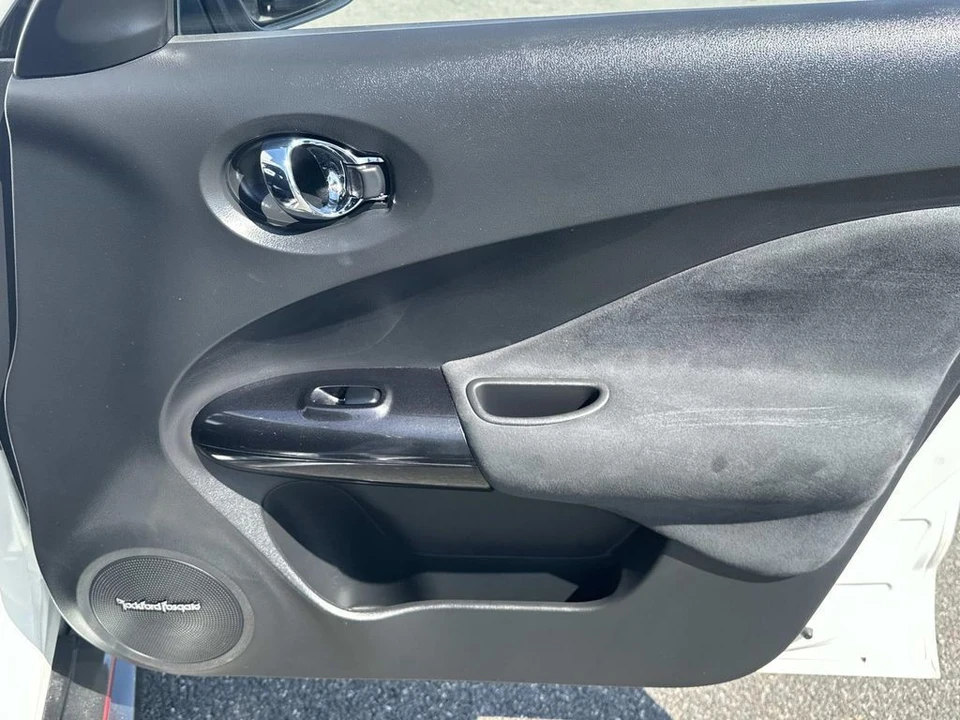 2015 Nissan Juke - Image 12 of 29