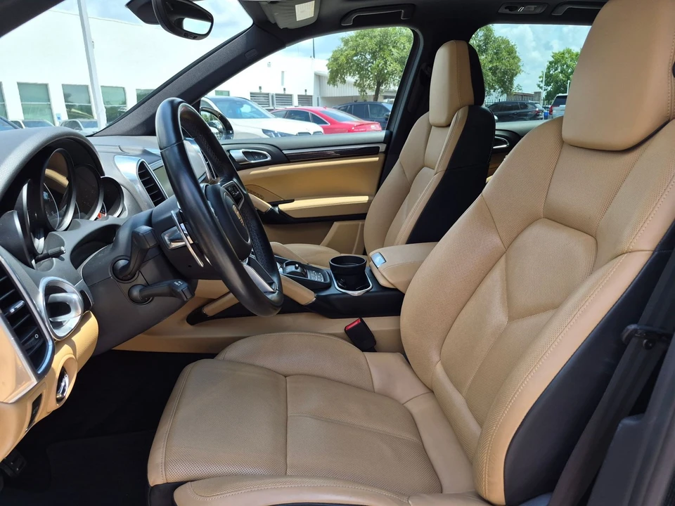 2015 Porsche 958 Cayenne S - Image 11 of 26