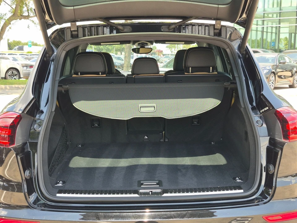 2015 Porsche 958 Cayenne S - Image 6 of 26