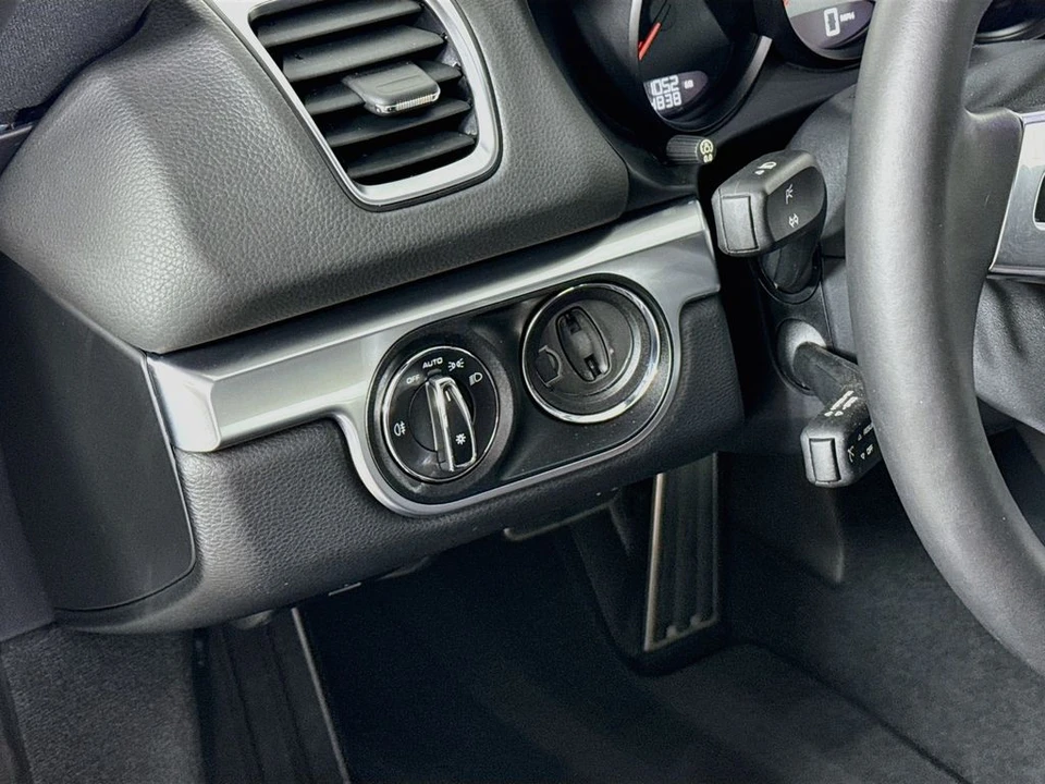 2015 Porsche 981 Cayman S - Image 11 of 27