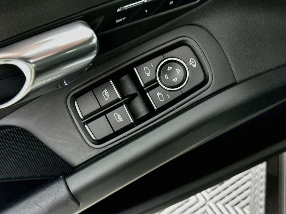 2015 Porsche 981 Cayman S - Image 19 of 27