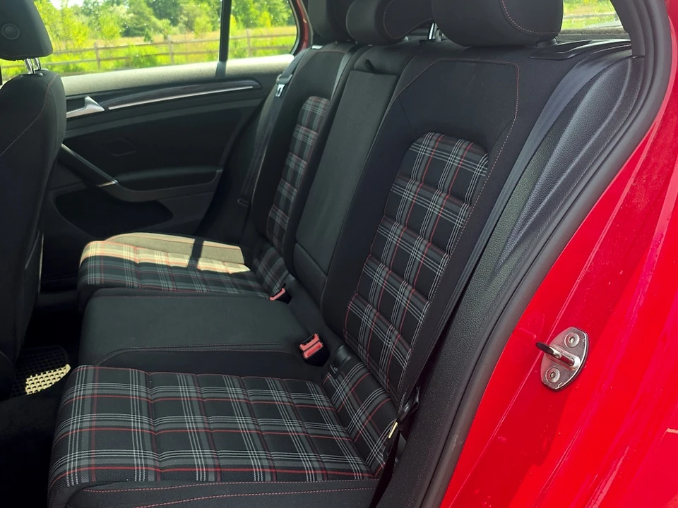 2015 Volkswagen GTI Mk7 - Image 8 of 11