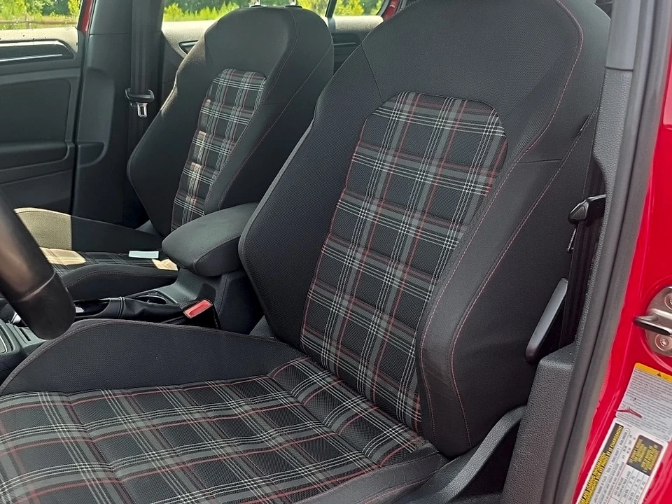 2015 Volkswagen GTI Mk7 - Image 9 of 11