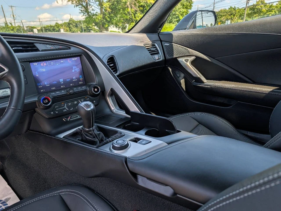 2016 Chevrolet Corvette C7 - Image 24 of 31