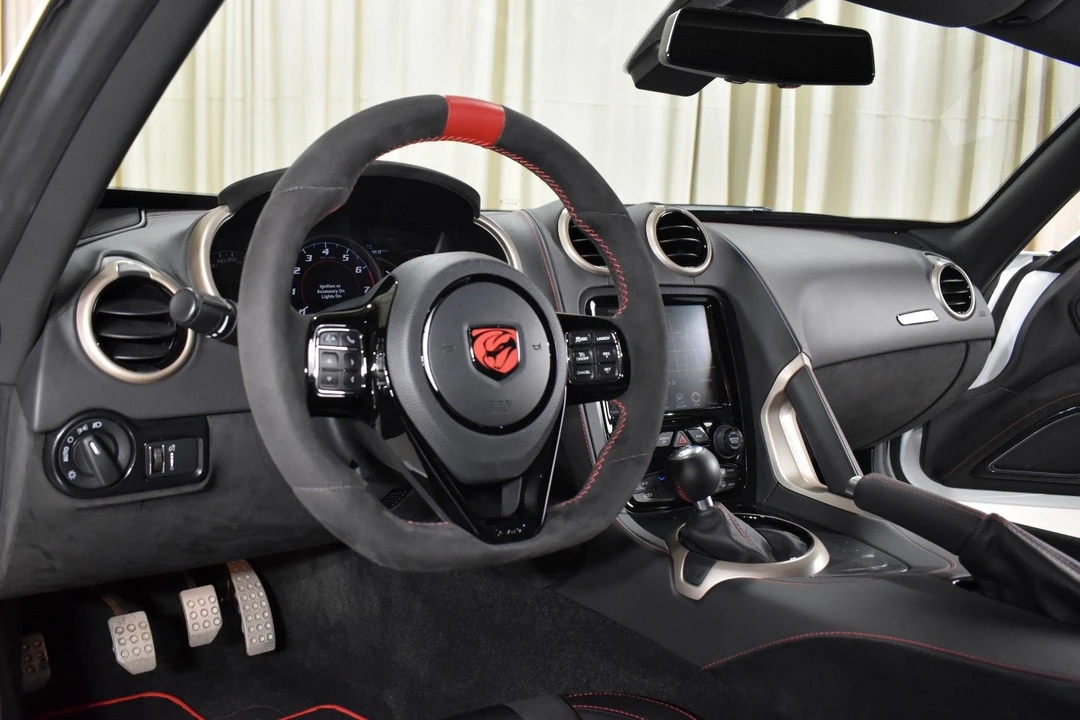 2016 Dodge Viper ACR 5th Gen - Image 16 of 28