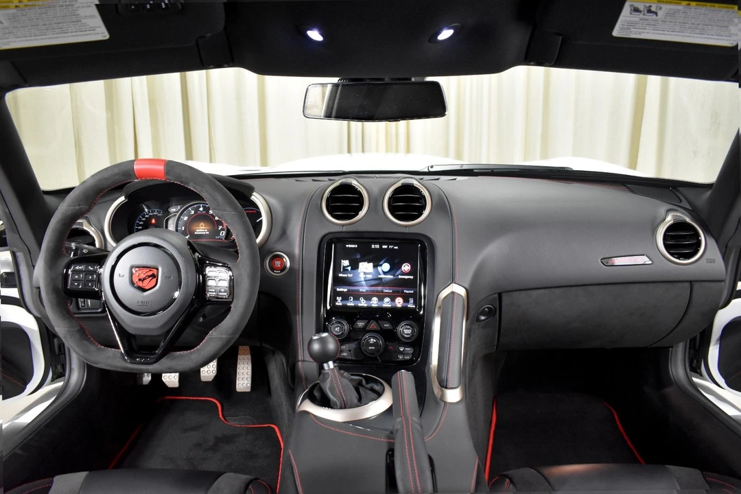 2016 Dodge Viper ACR 5th Gen - Image 14 of 28