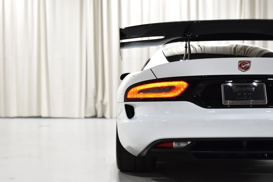2016 Dodge Viper ACR 5th Gen - Image 9 of 28