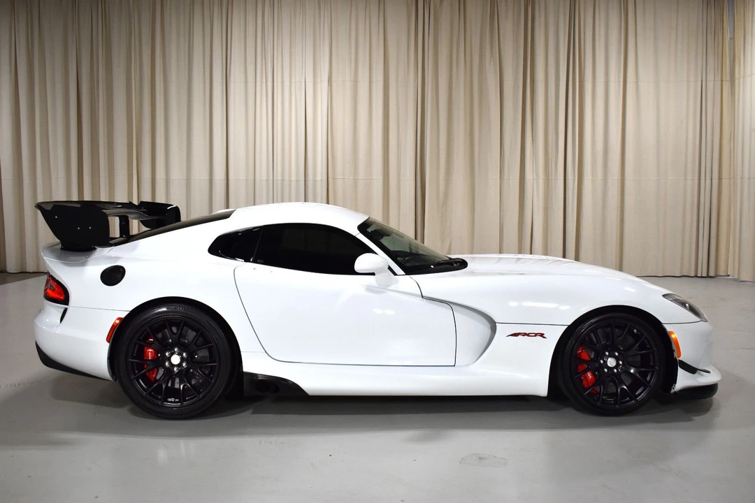 2016 Dodge Viper ACR 5th Gen - Image 3 of 28
