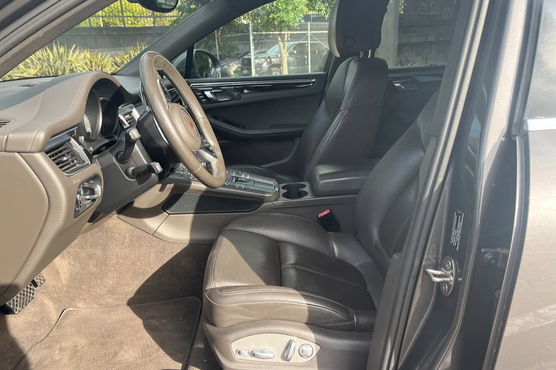 2016 Porsche Macan S - Image 3 of 11