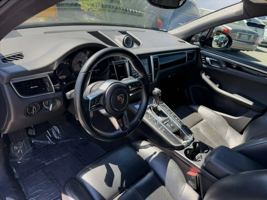 2016 Porsche Macan S - Image 14 of 18