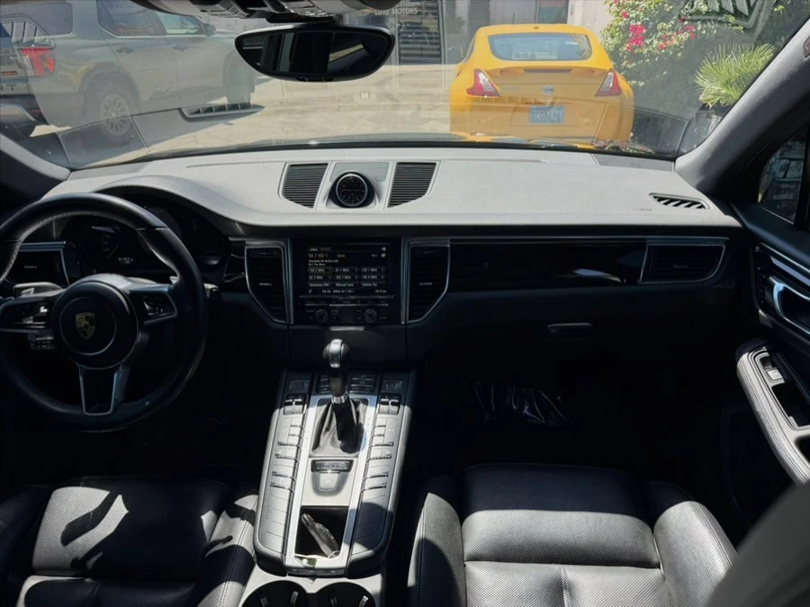 2016 Porsche Macan S - Image 10 of 18