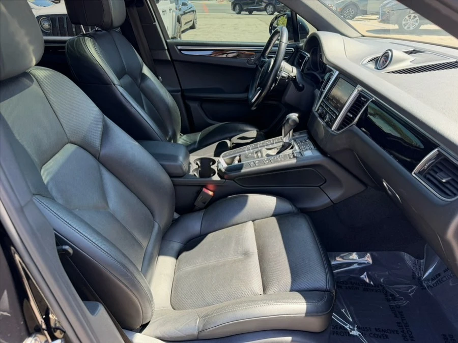 2016 Porsche Macan S - Image 8 of 18