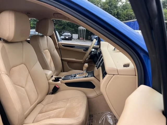 2016 Porsche Macan S - Image 27 of 31