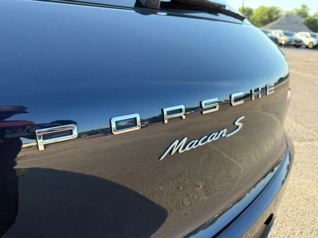 2016 Porsche Macan S - Image 14 of 26