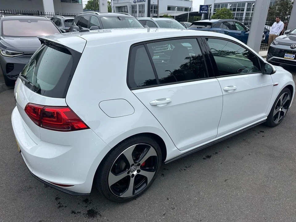 2016 Volkswagen GTI Mk7 - Image 6 of 12