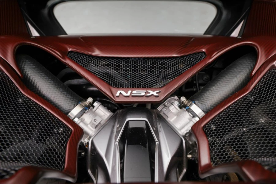 2017 Acura NC1 NSX - Image 16 of 31