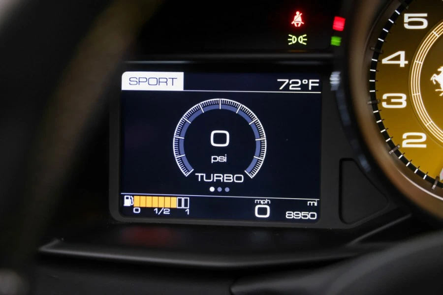 2017 Ferrari 488 GTB - Image 31 of 31