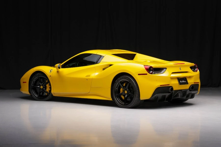 2017 Ferrari 488 GTB - Image 11 of 31
