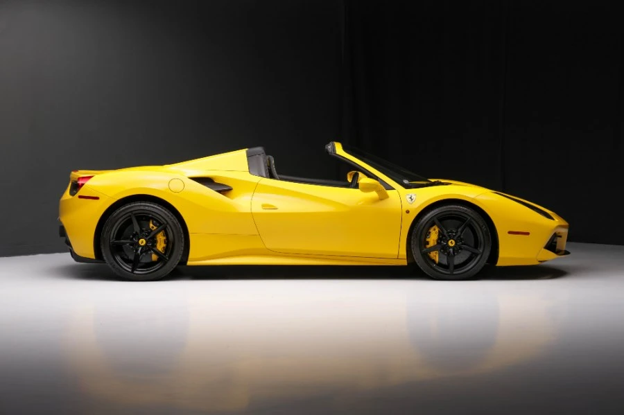 2017 Ferrari 488 GTB - Image 7 of 31